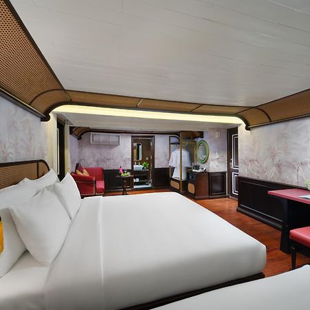 Signature Royal Halong Cruise Ha Long Exterior foto