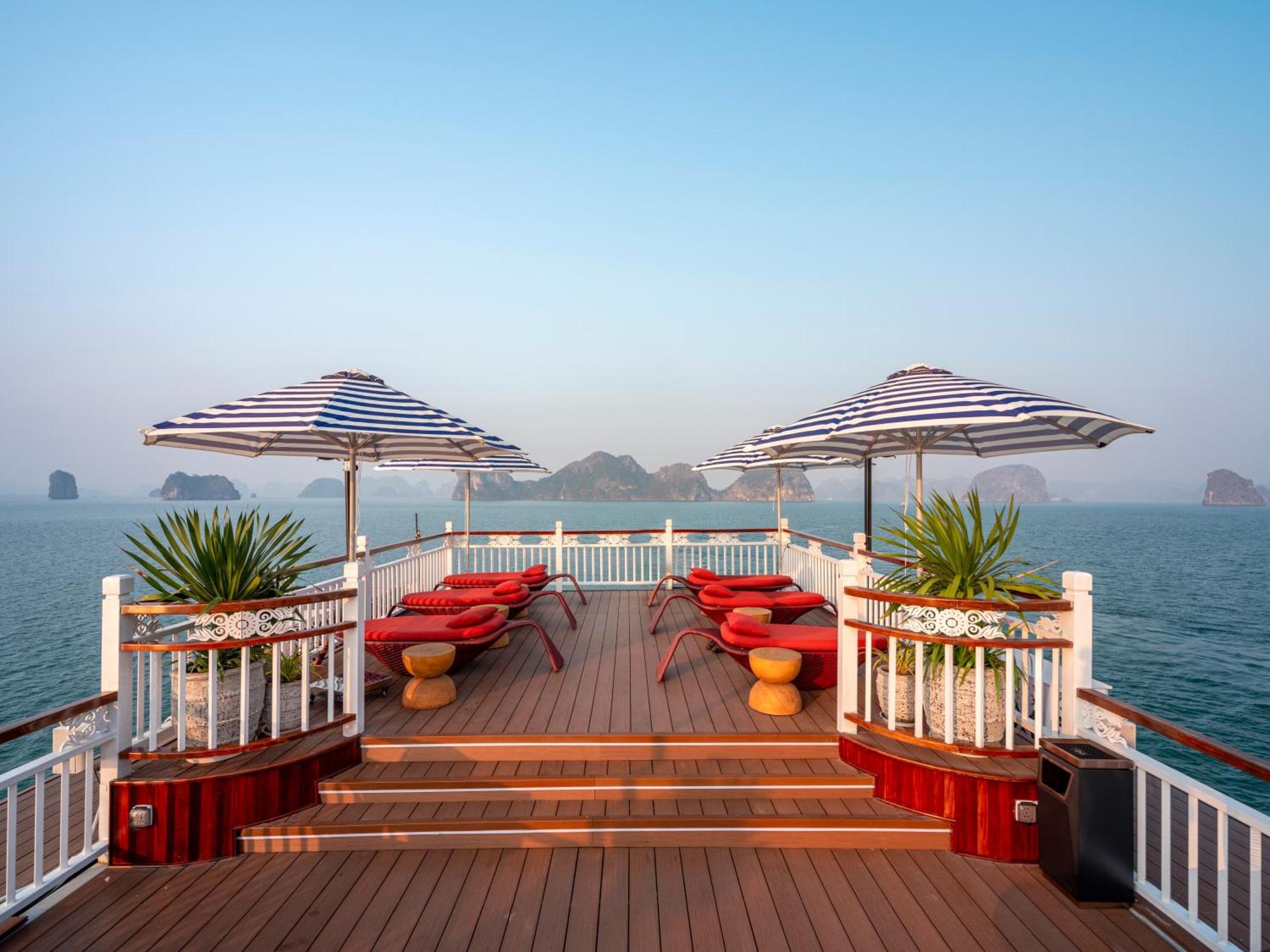 Signature Royal Halong Cruise Ha Long Exterior foto