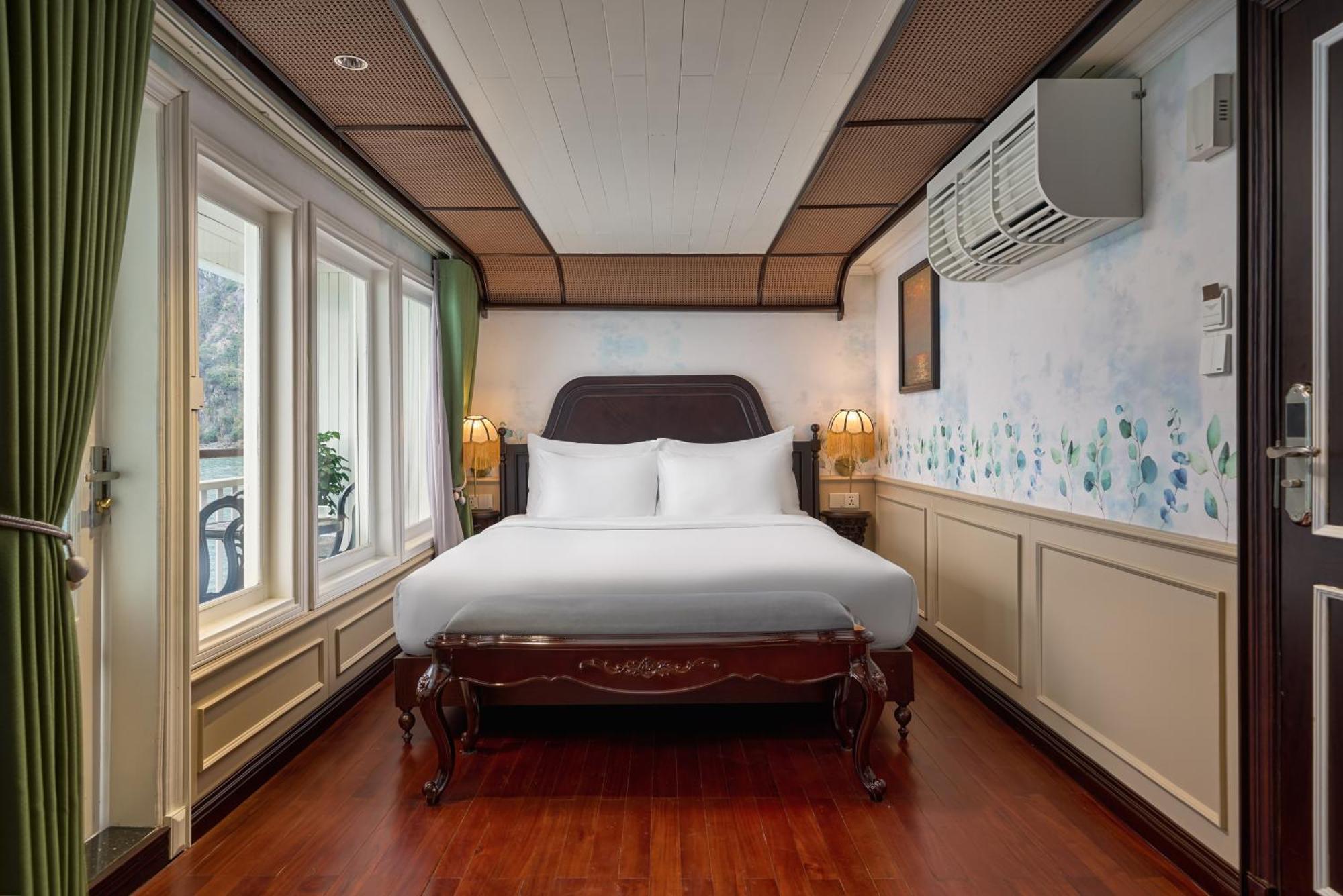 Signature Royal Halong Cruise Ha Long Exterior foto