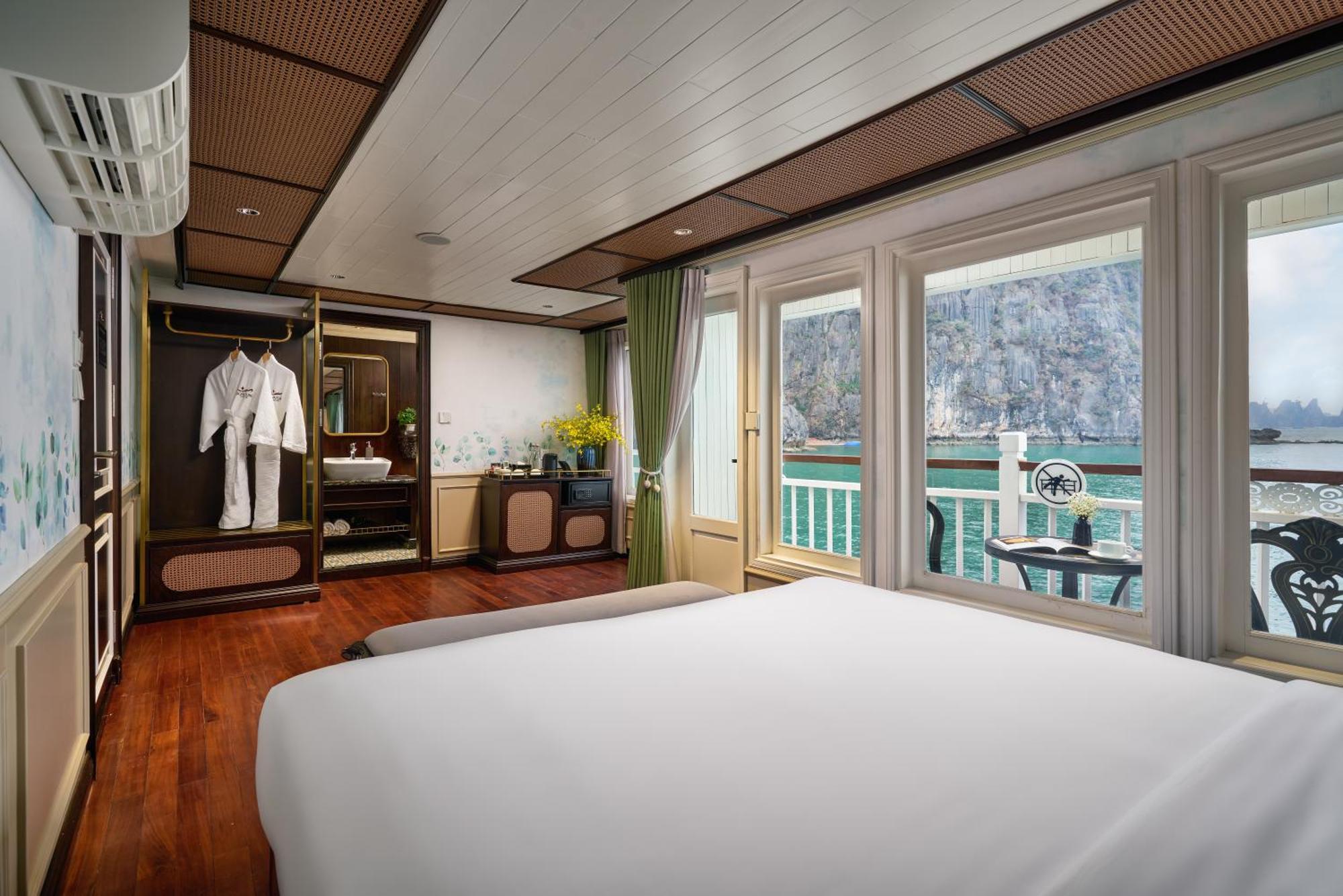 Signature Royal Halong Cruise Ha Long Exterior foto