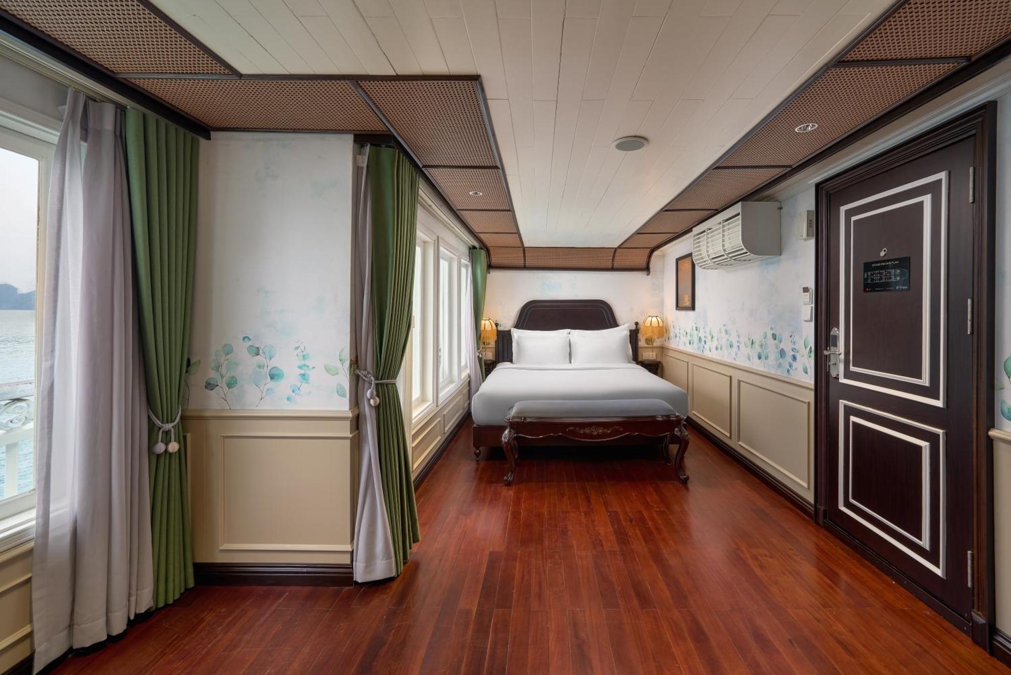 Signature Royal Halong Cruise Ha Long Exterior foto