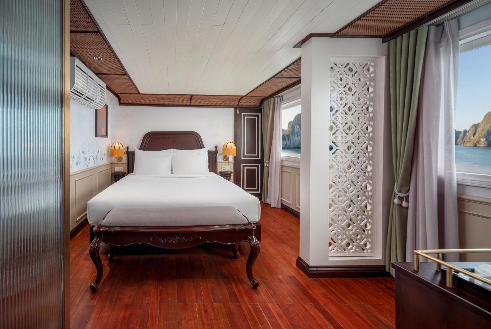 Signature Royal Halong Cruise Ha Long Exterior foto