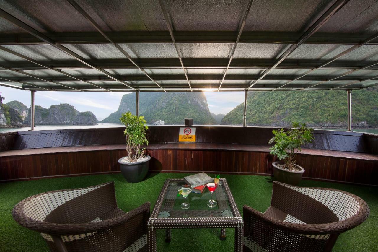Signature Royal Halong Cruise Ha Long Exterior foto