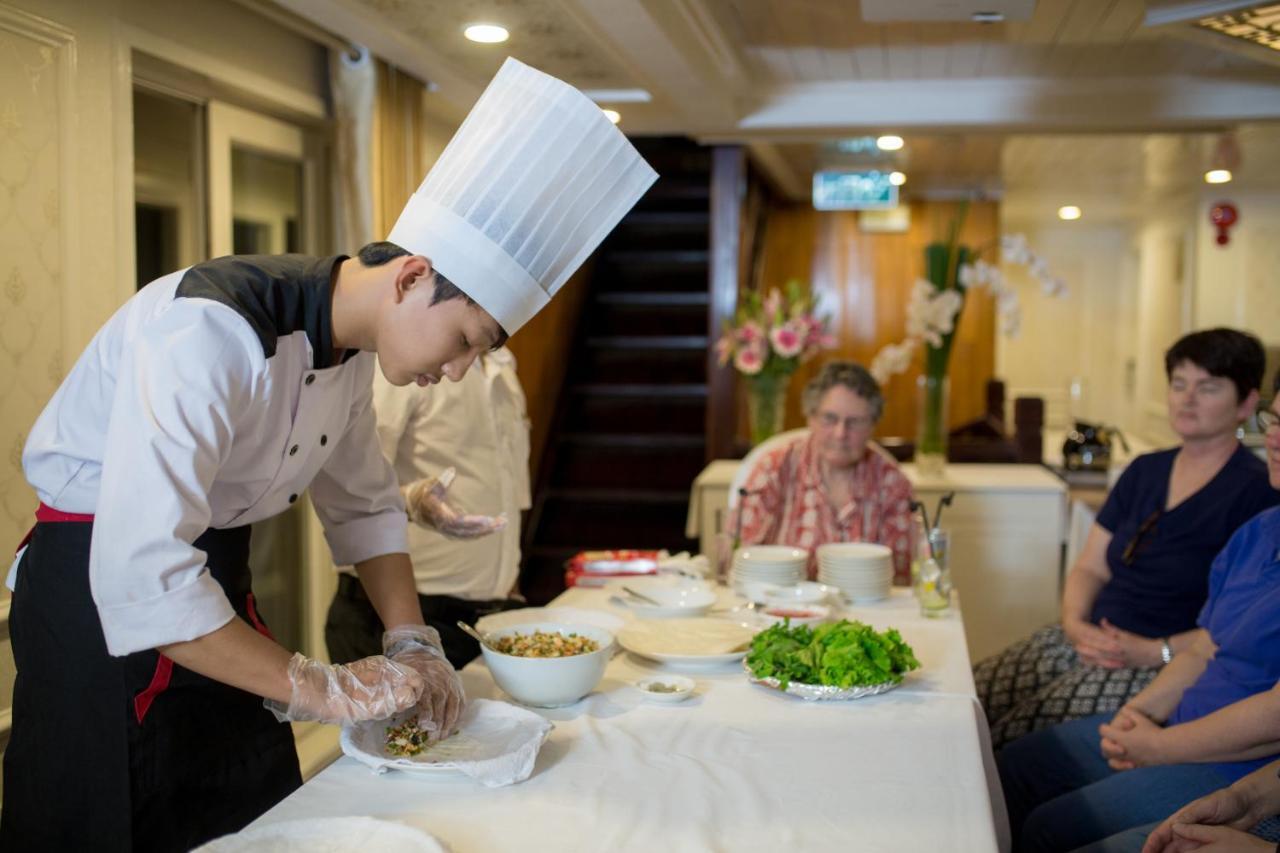 Signature Royal Halong Cruise Ha Long Exterior foto